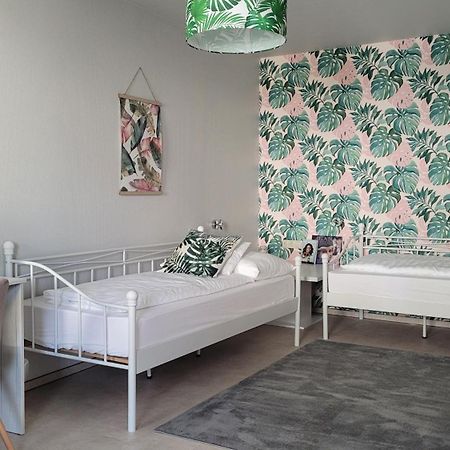 Silver Lodge Apartments เอ็กเกอร์ ภายนอก รูปภาพ