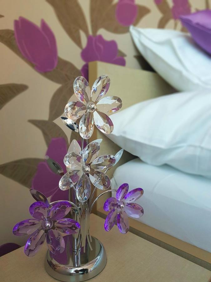 Silver Lodge Apartments เอ็กเกอร์ ภายนอก รูปภาพ