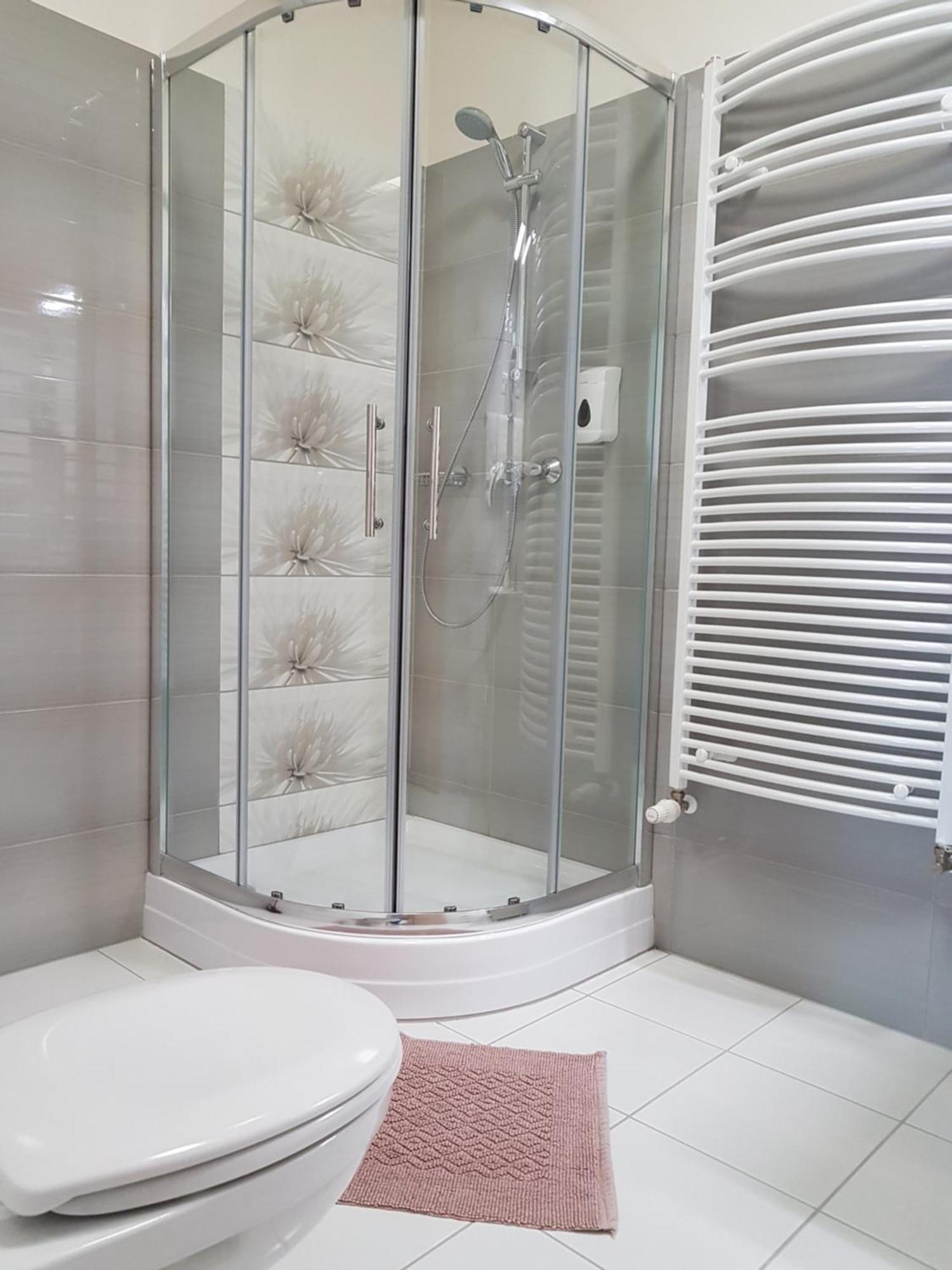 Silver Lodge Apartments เอ็กเกอร์ ห้อง รูปภาพ