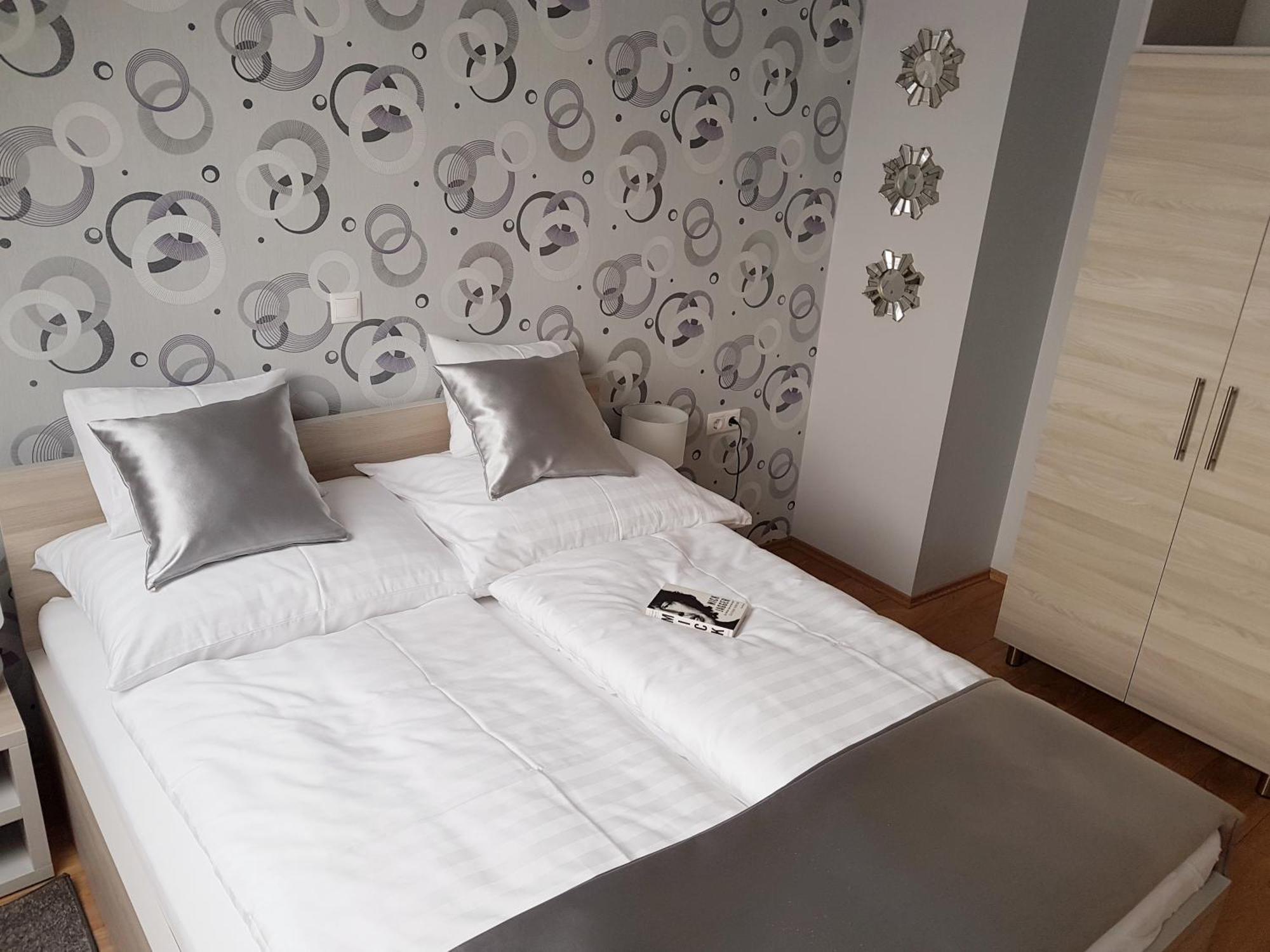 Silver Lodge Apartments เอ็กเกอร์ ห้อง รูปภาพ
