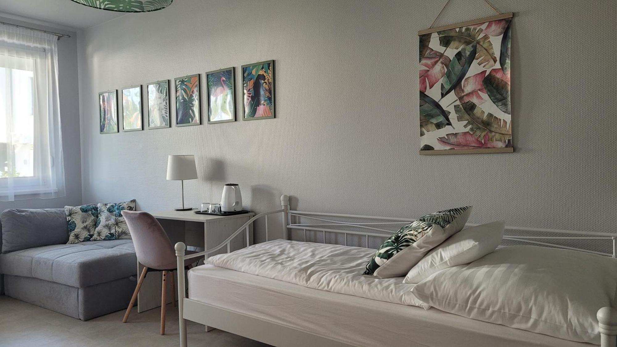 Silver Lodge Apartments เอ็กเกอร์ ภายนอก รูปภาพ